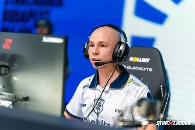 EliGE