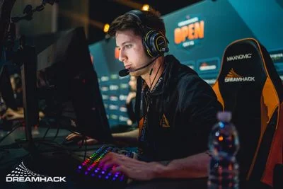 Maikelele